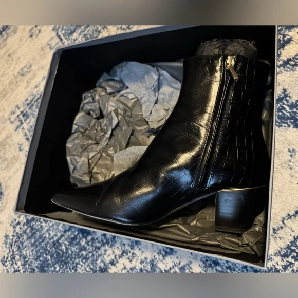 Thursday Boot Company Luna Black Croc-Embossed Ankle Boots - Picture 1 of 6